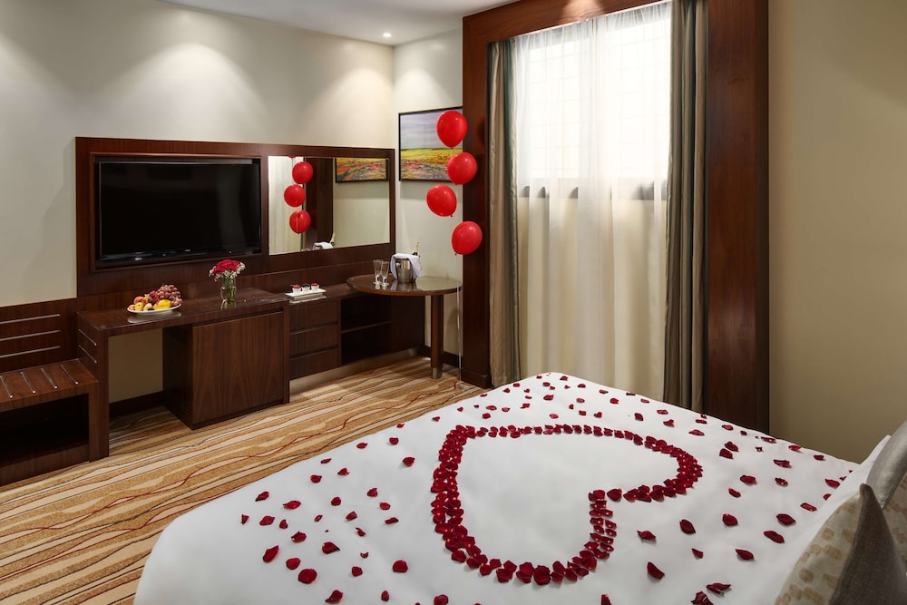 فندق راديسون بلو - بريدة(Radisson Blu Hotel Buraidah) 21/75