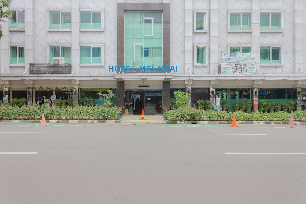 Collection O 7 Hotel Melawai 2/34
