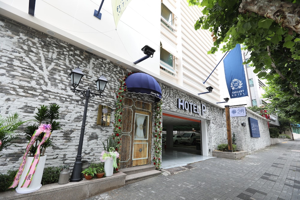 Hotel February Dongdaegu 41/49