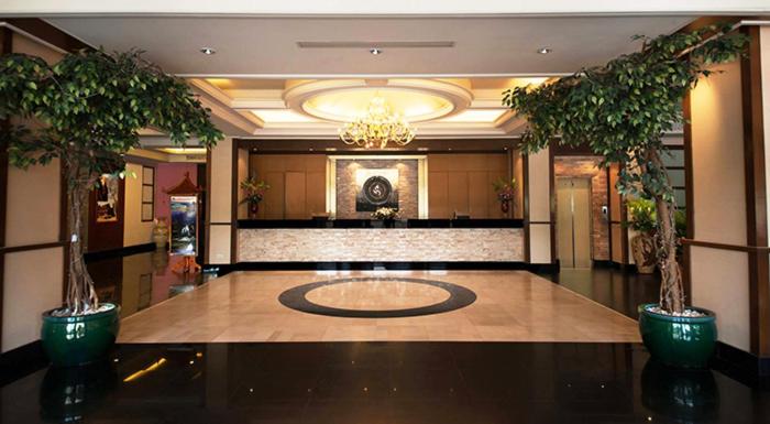 Chakungrao Riverview Hotel 2/24