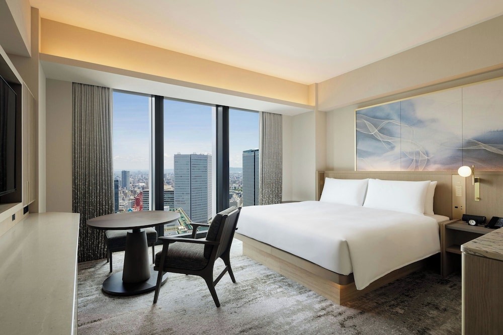 THE OSAKA STATION HOTEL, Autograph Collection 8/46
