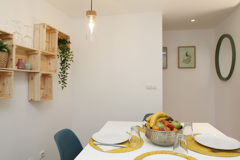Flores Guest House 35/50