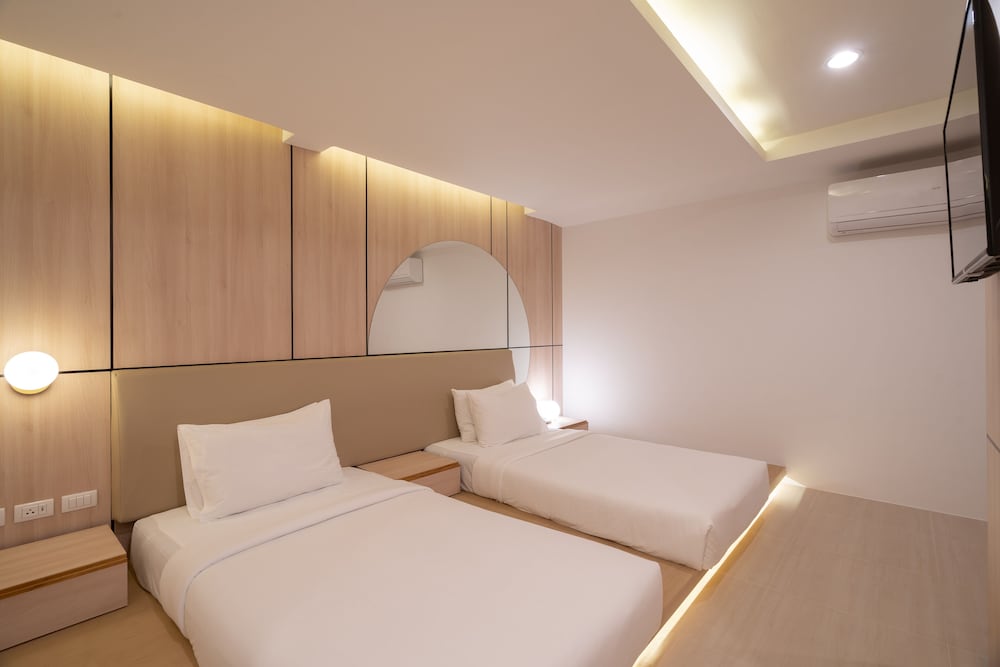 Bedline Hotel - SHA Certified 10/36