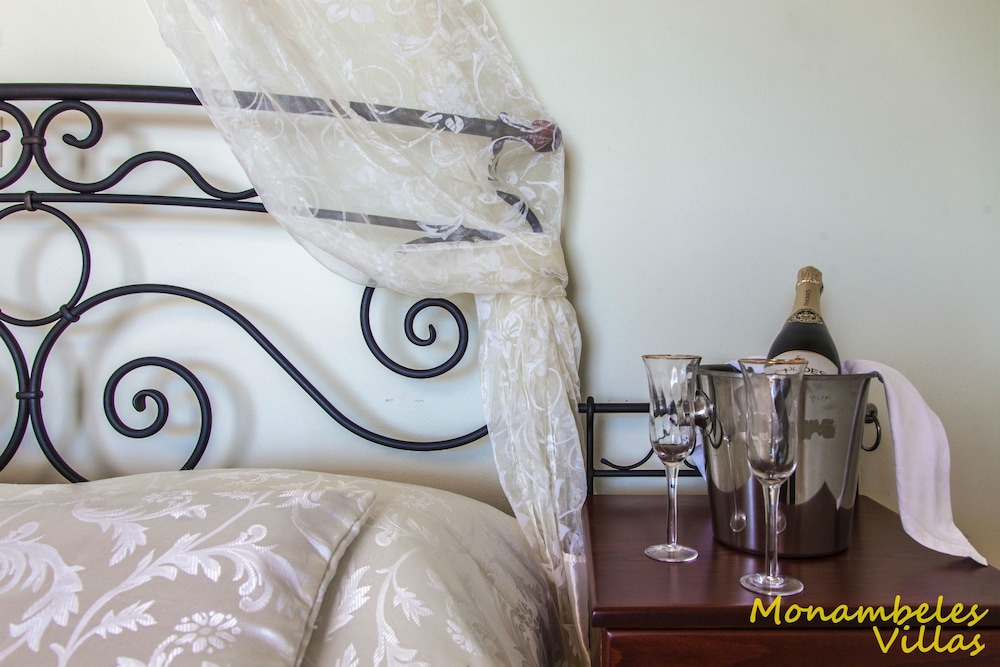 Monambeles Villas 21/76