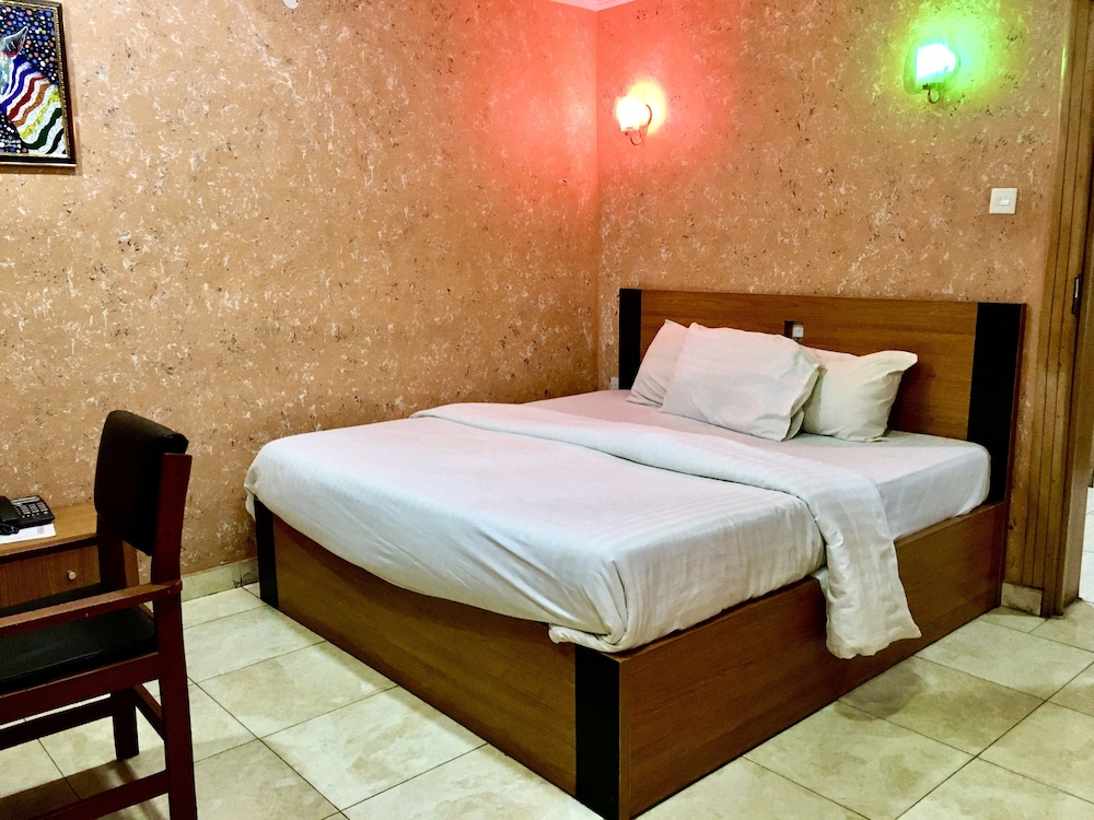 Grand Style Guest House 8/28