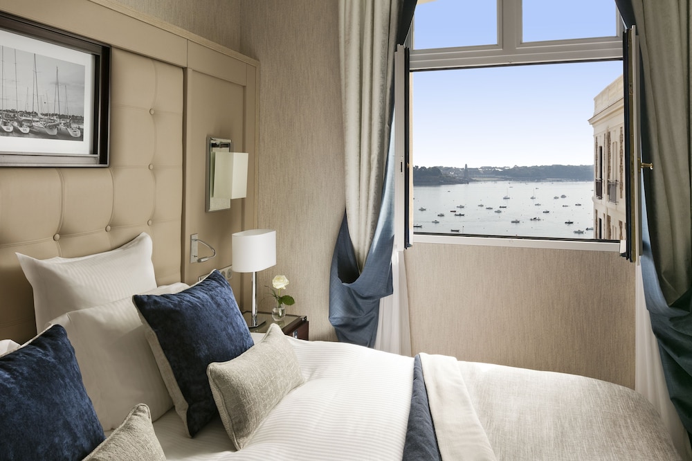 Hotel Barriere Le Grand Hotel Dinard 27/83