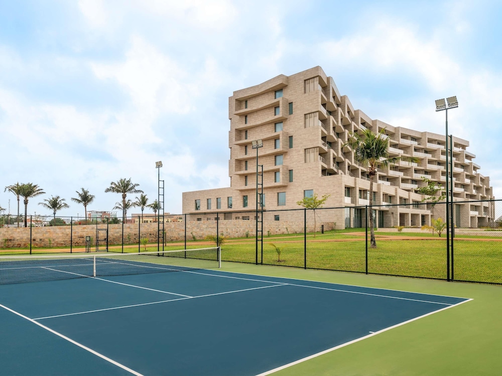 Sofitel Cotonou Marina Hotel 45/69
