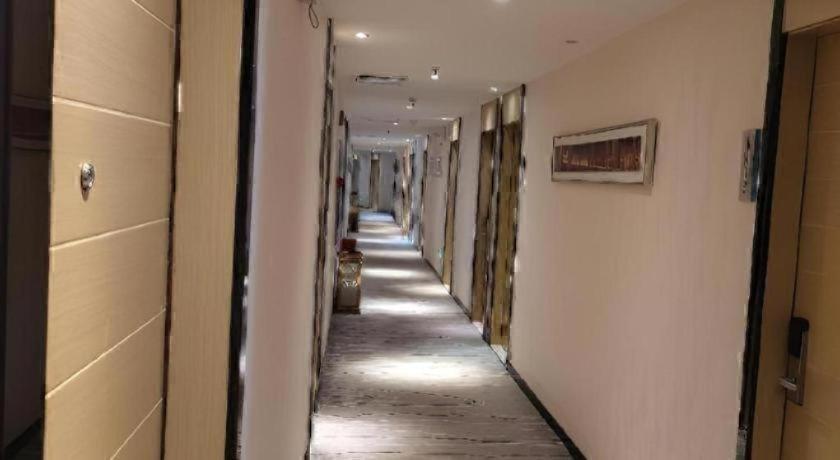 City Comfort Inn (Guangzhou Tiyu West Road Metro Station) 29/48