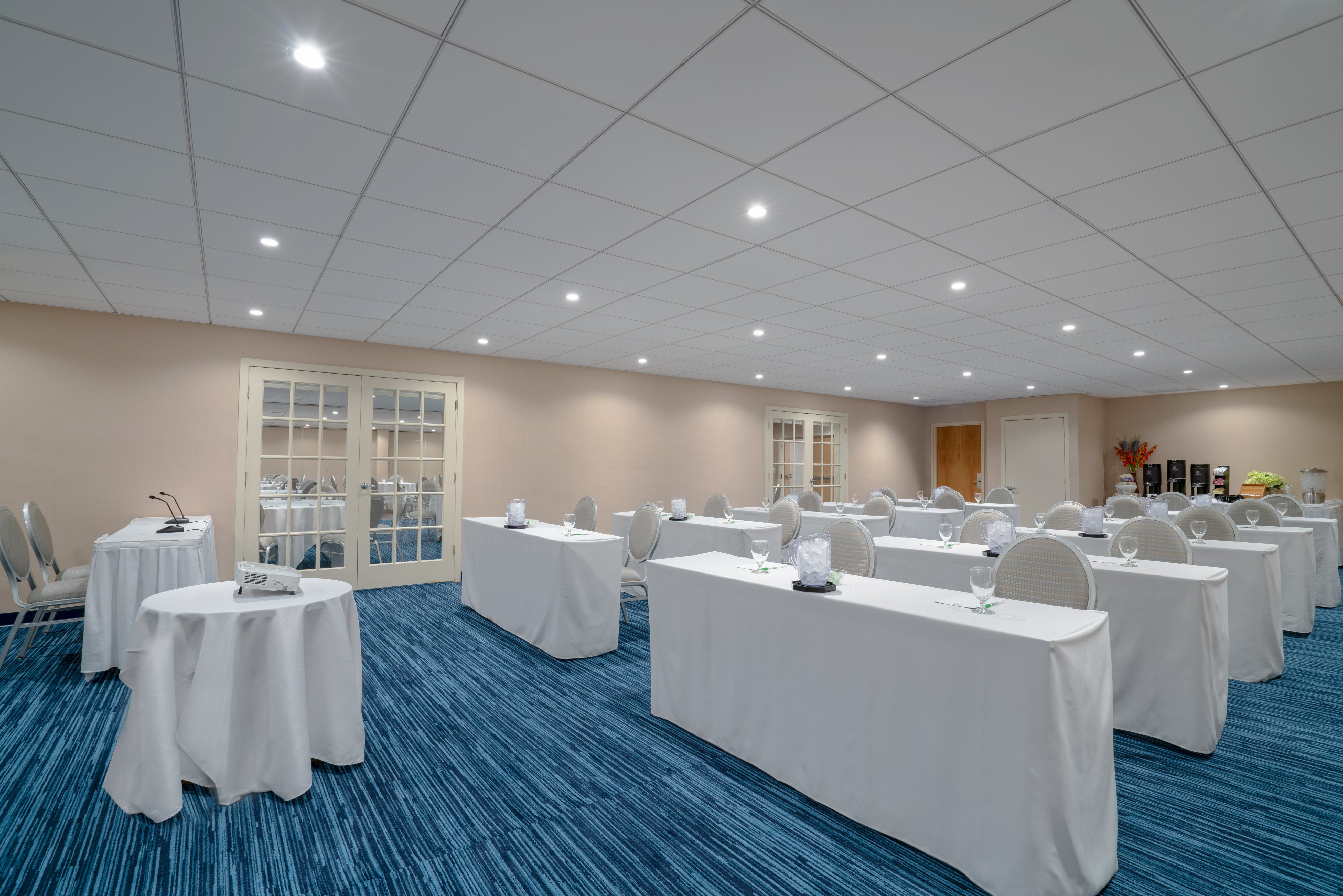 Holiday Inn Cape Cod - Hyannis 29/34