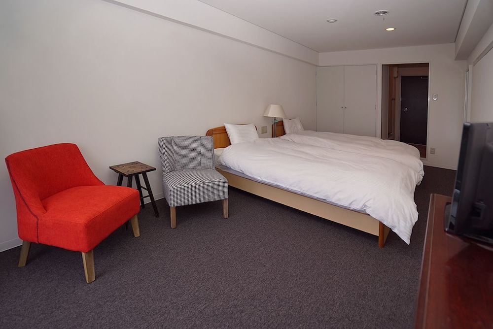 Tobi Hostel And Apartments 4/23
