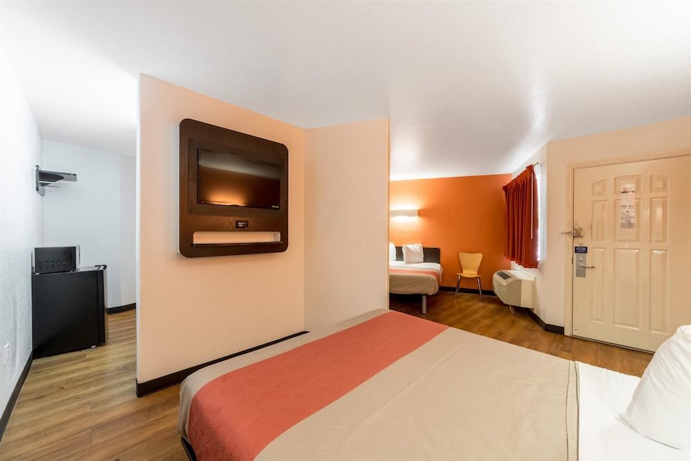 Motel6 Seguin, TX 27/53