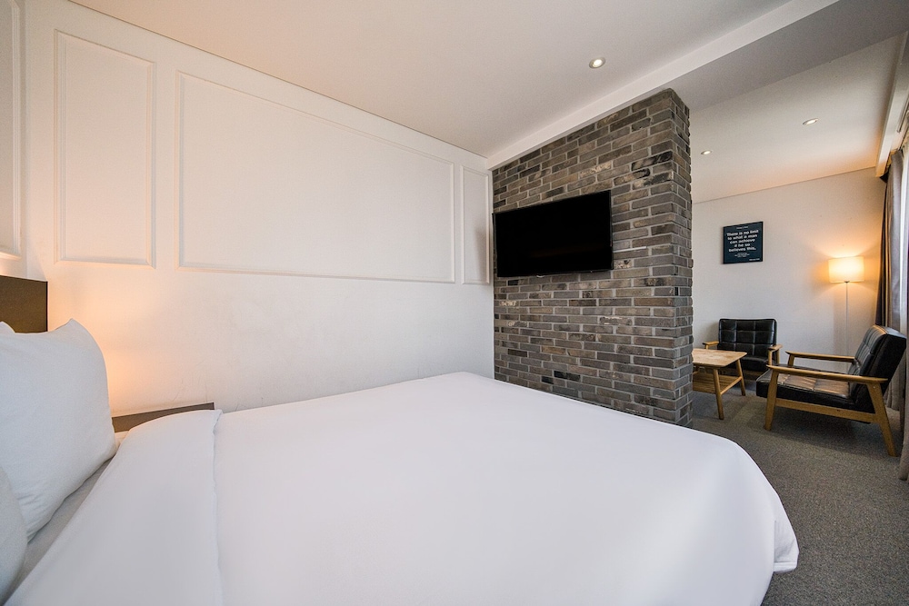 Vella Suite Hotel 26/50