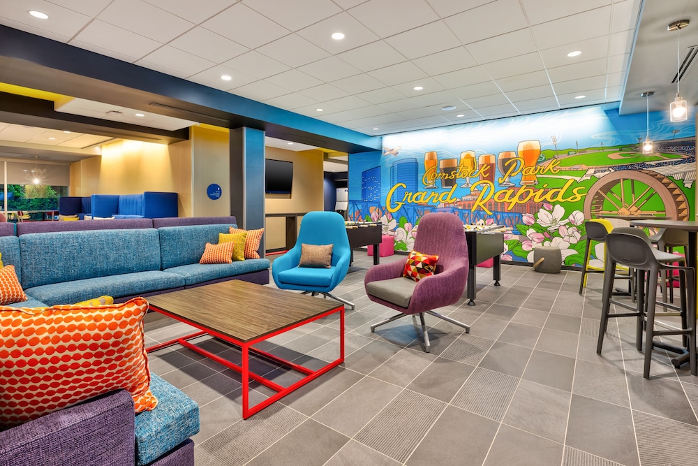 Tru By Hilton Comstock Park Grand Rapids 16/26