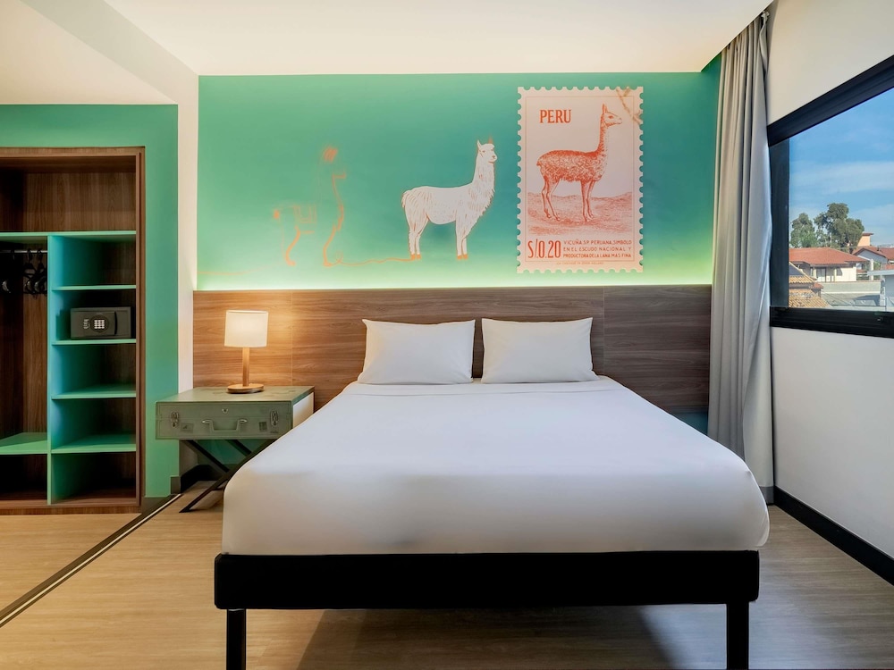 غرفة عائلية بسرير كوين وسريرين منفصلين، Ibis Styles Sorocaba Santa Rosalia 2/8