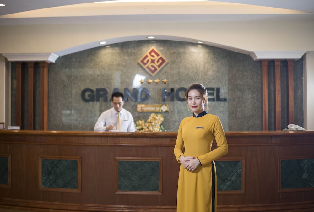 Grand Hotel 8/55
