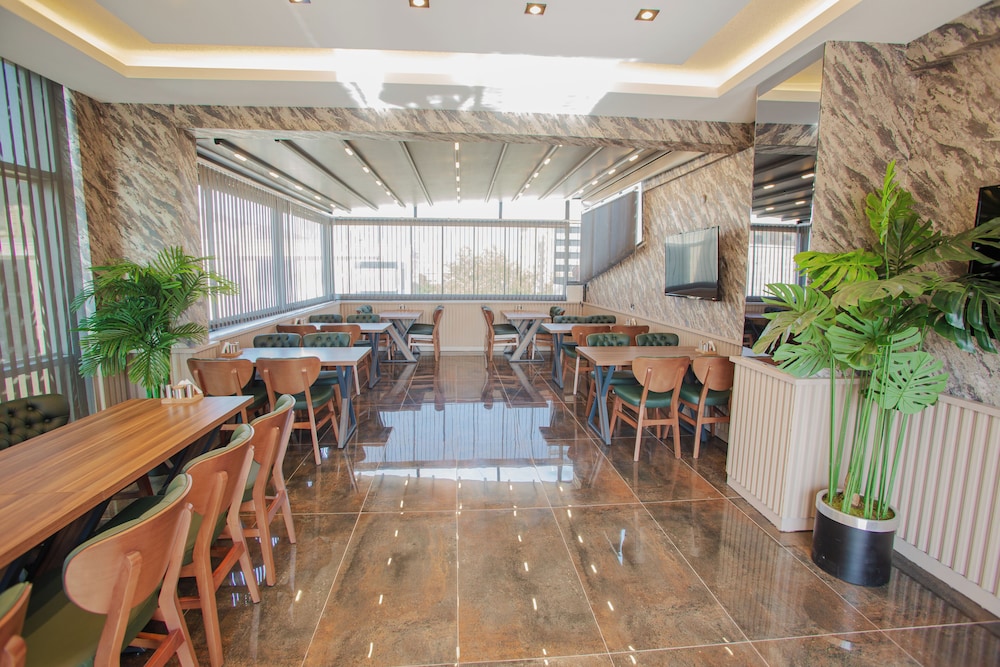 Prusias Otel 23/38