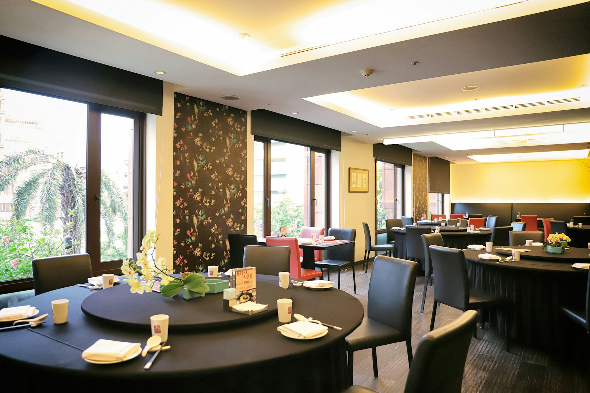 GRAND VICTORIA HOTEL 54/73