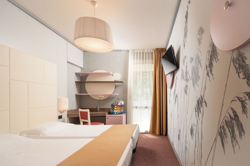 غرفة كومفورت بسريرين منفصلين، Bike Hotel La Perla 5/5