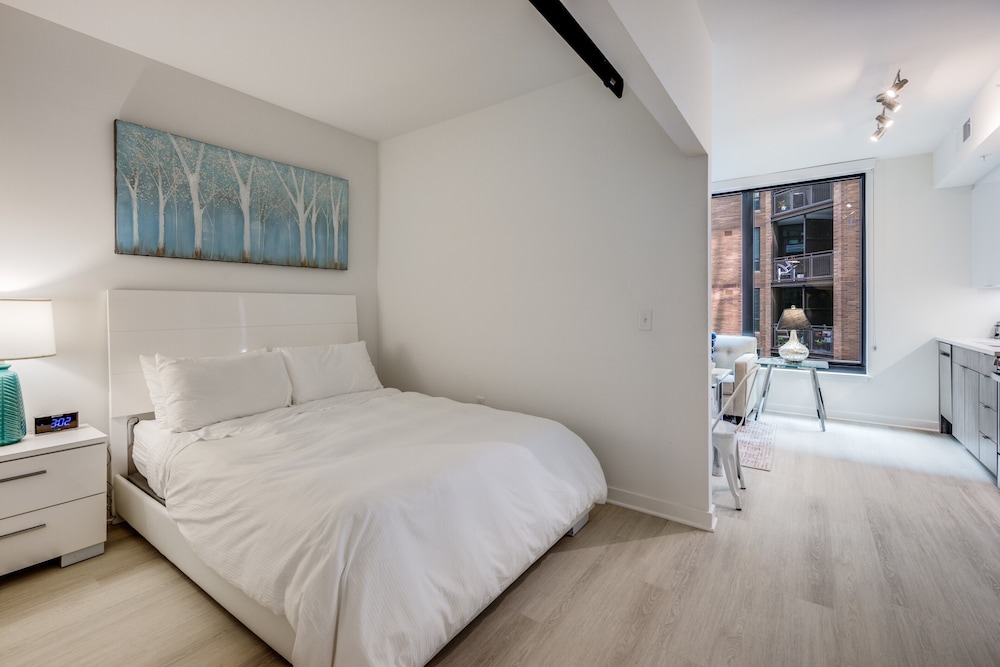 1 BEDROOM, LUXURY, APARTMENT