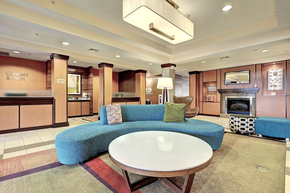Fairfield Inn Suites By Marriott Edison South Plainfield 8/49