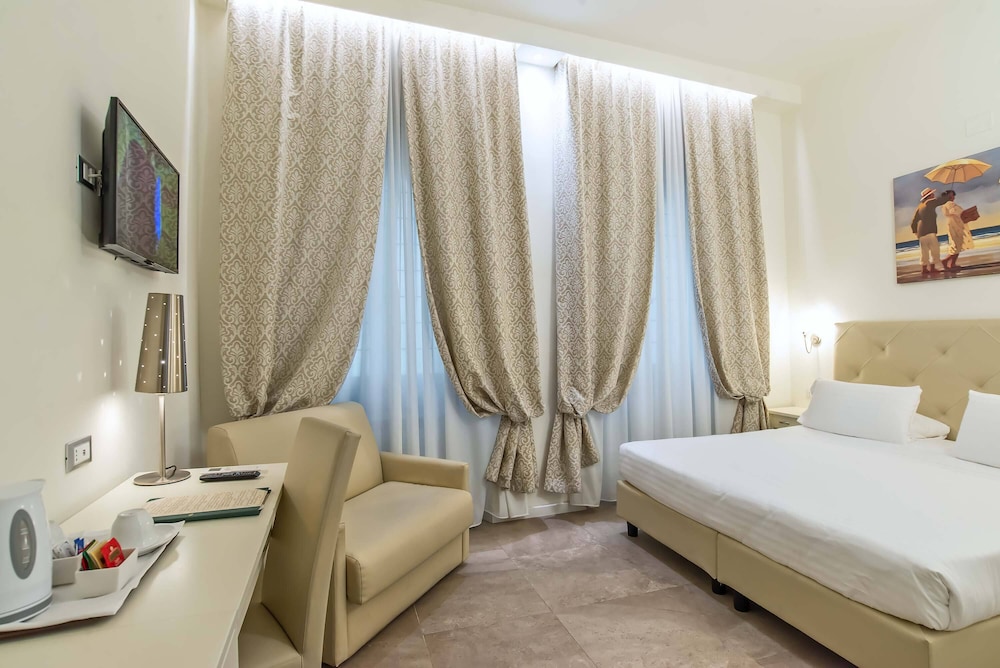 Hotel Accademia 25/56