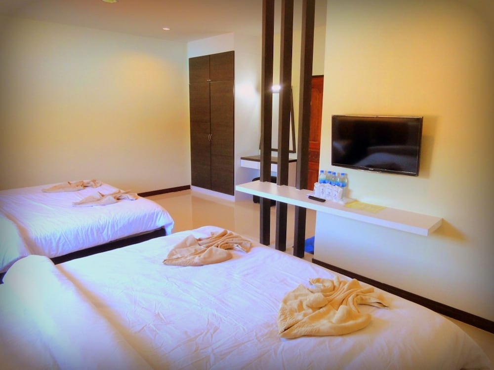 Varin Beach Resort 42/75