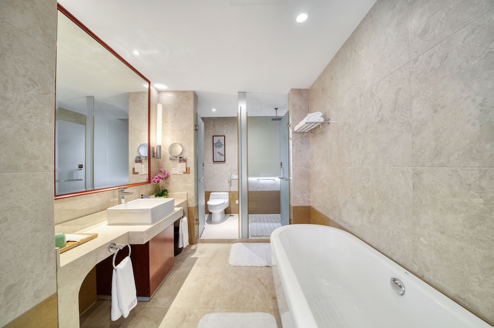 Wanghu Hotel 48/48
