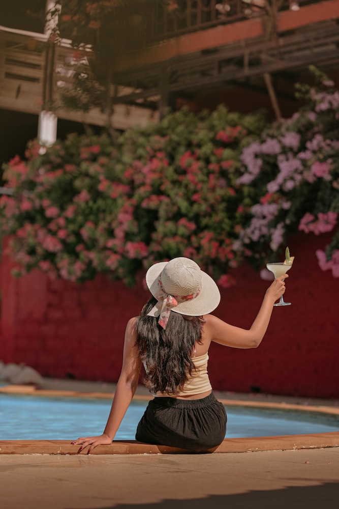 The Regalia Luxury Resort 46/50