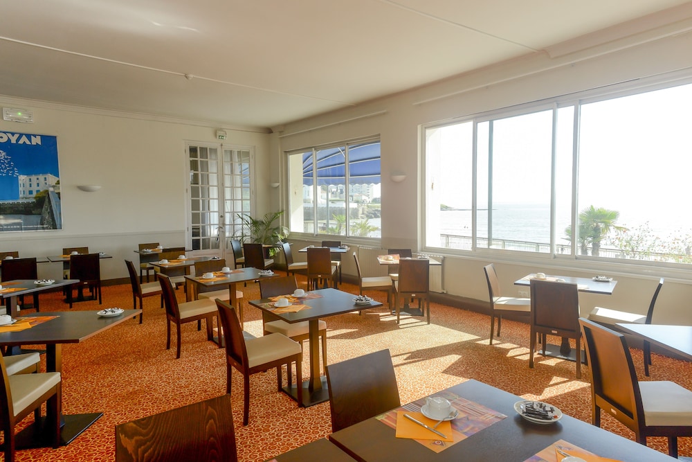 CERISE Royan - Le Grand Hotel de la Plage 45/67