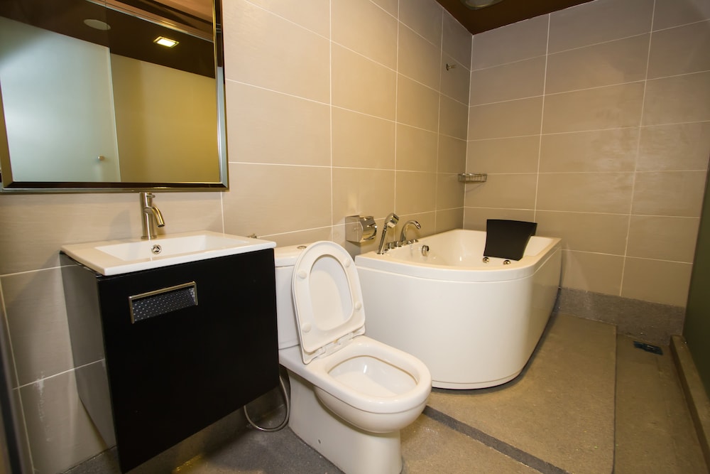 888 Boutique Hotel 60/60