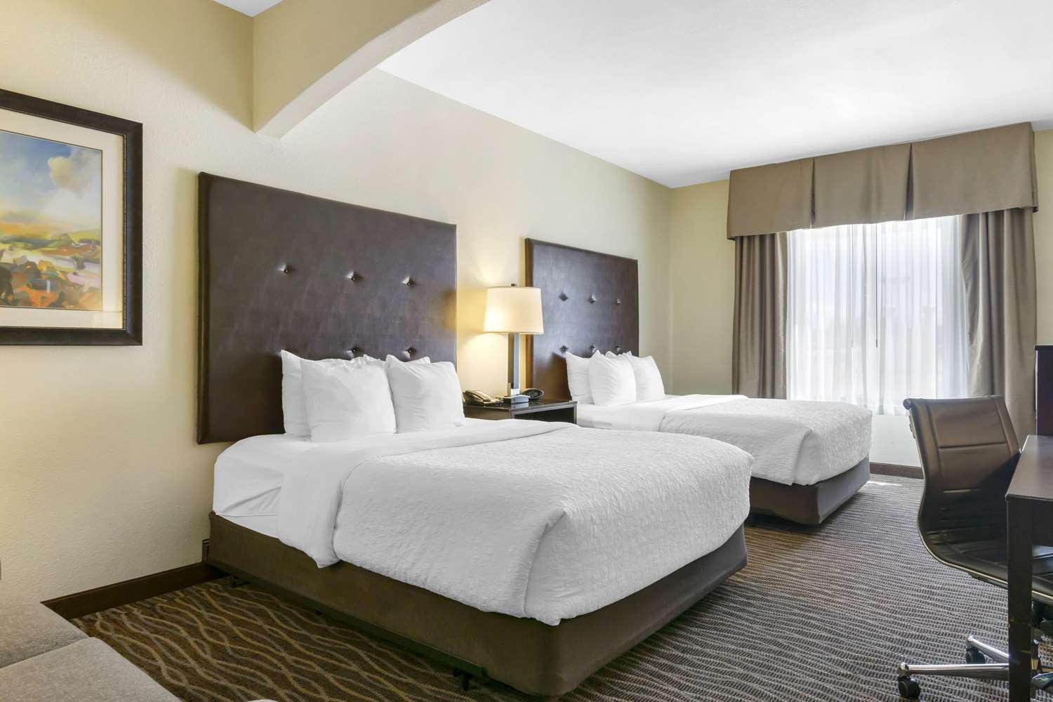 Mini, Suite, 2 Queen Beds