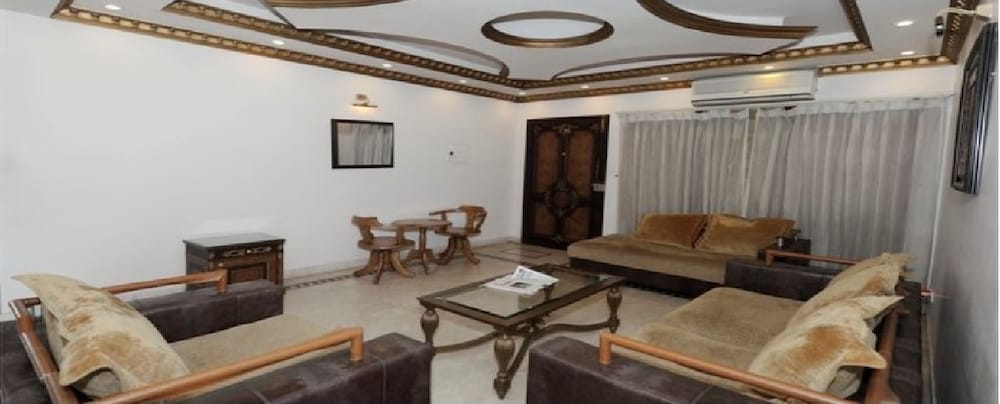 PERFECT HAVEN-EGMORE 14/24