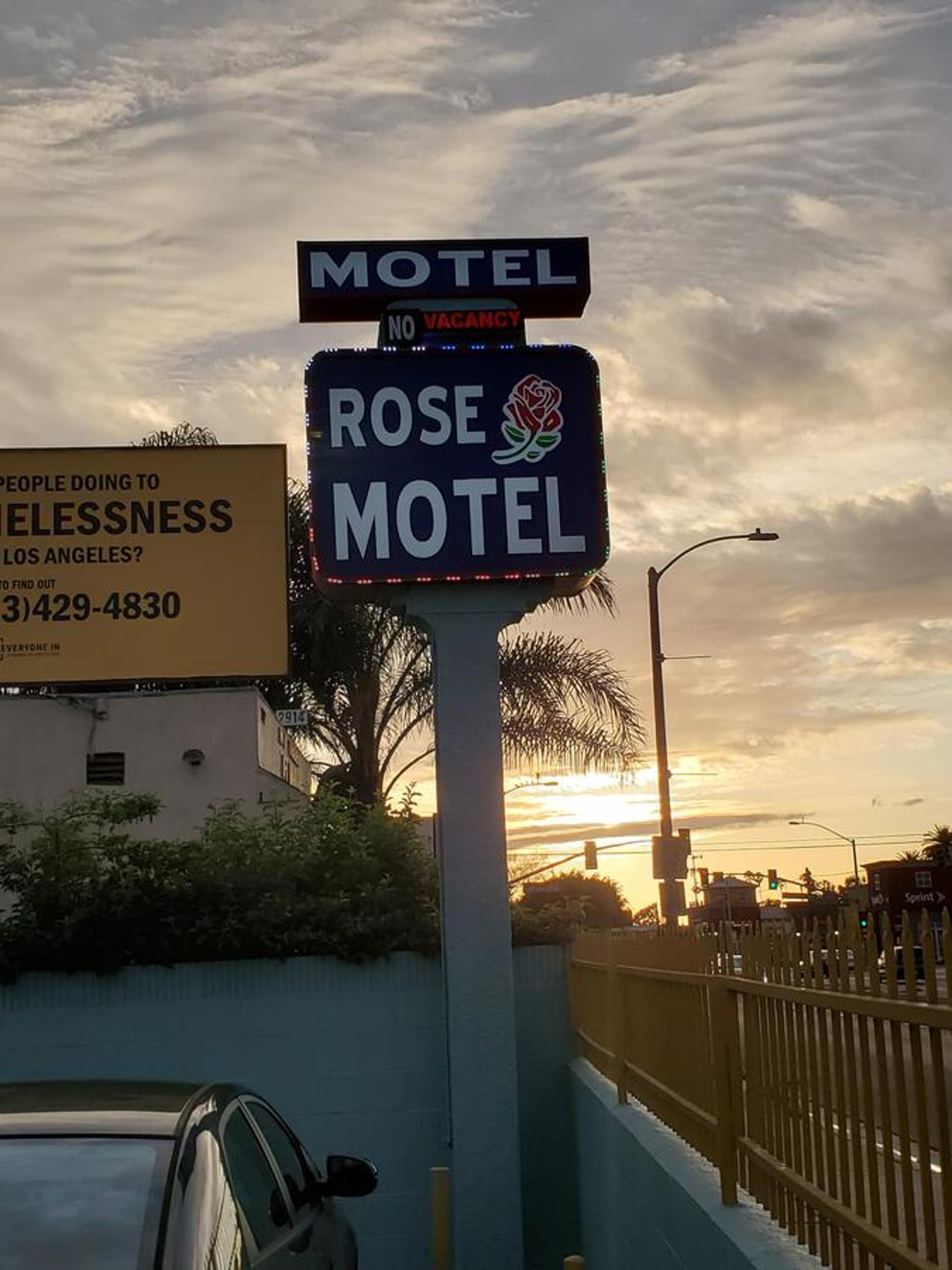 Rose motel 3/50