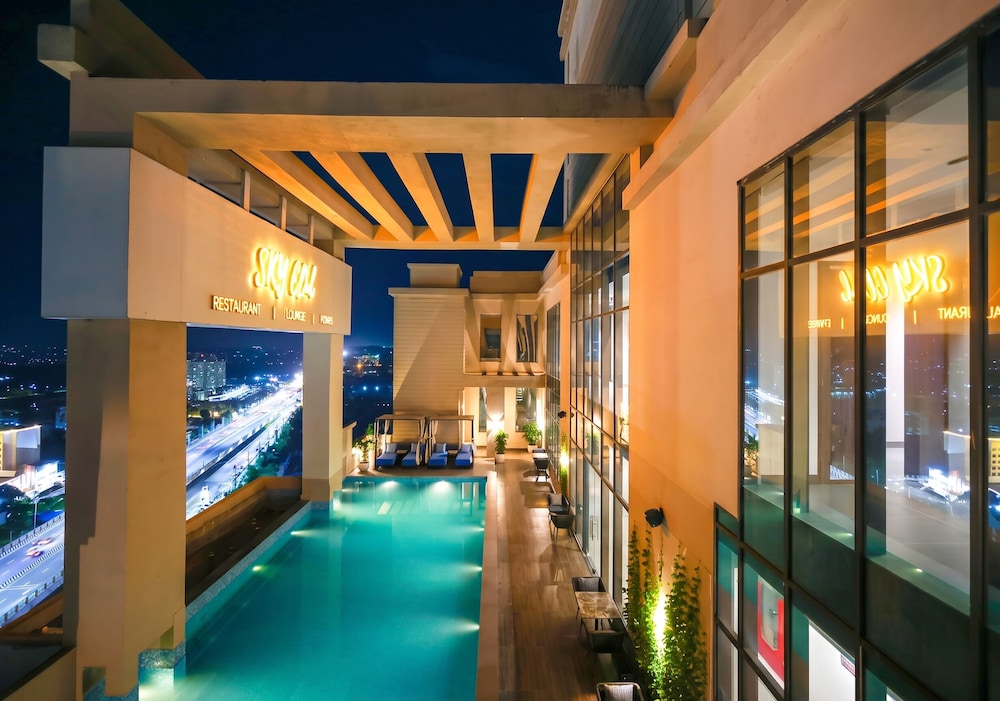 Rhythm Gurugram - Hotel & Suites 24/50