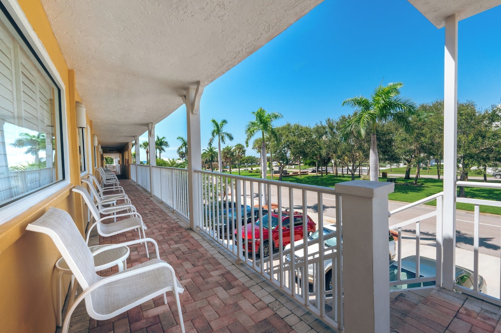 Inn at the Beach 37/69