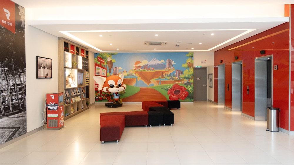 Red Planet BGC The Fort 41/50