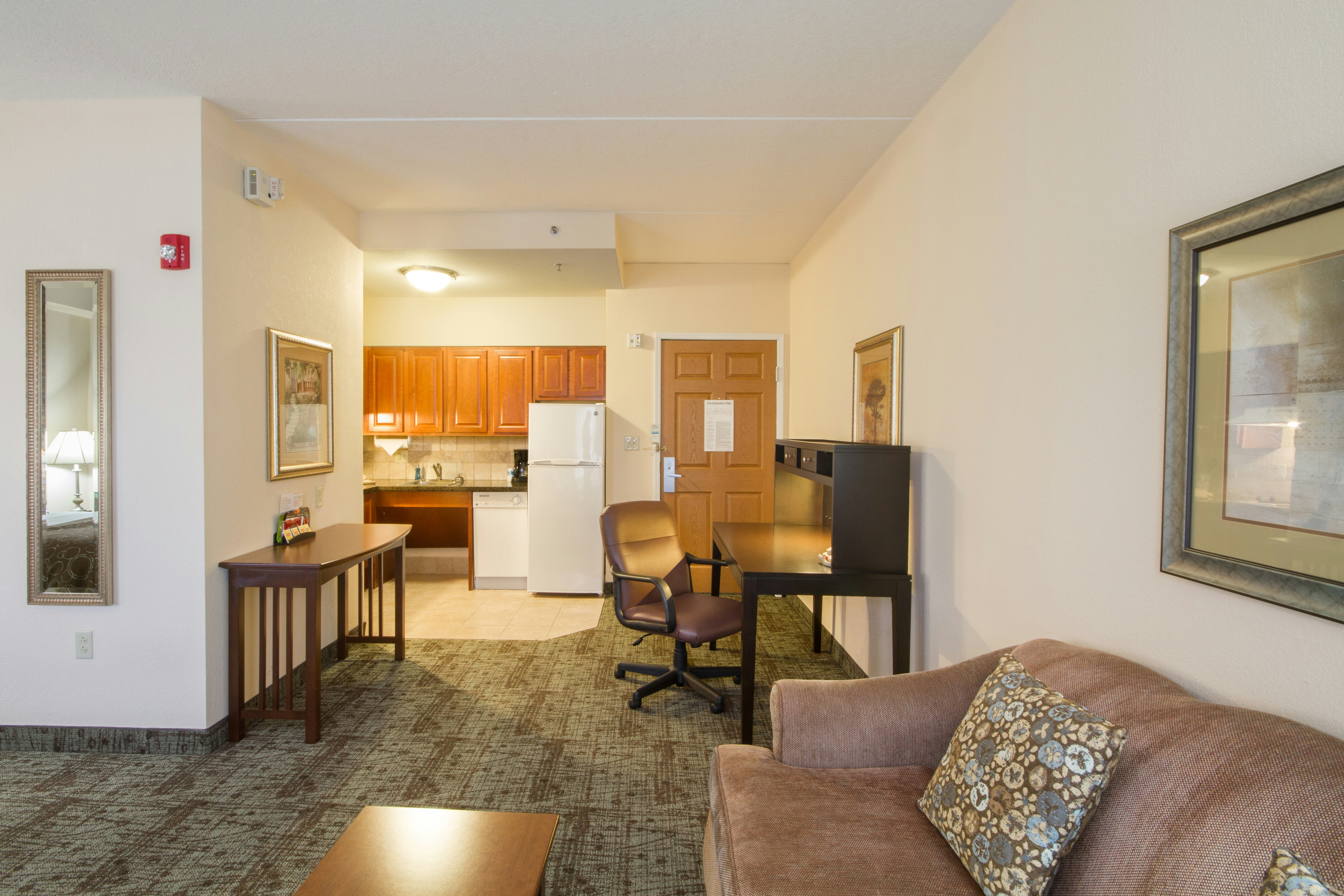 Staybridge Suites Buffalo 46/76