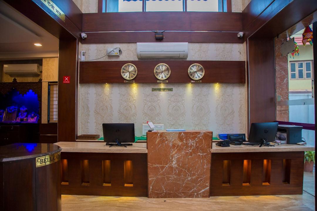 Hotel Mahalakshmi Residency 5/12