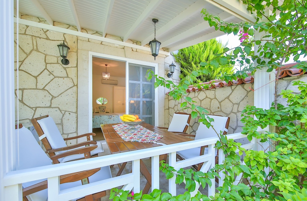 Alacati Balbadem Hotel 8/59