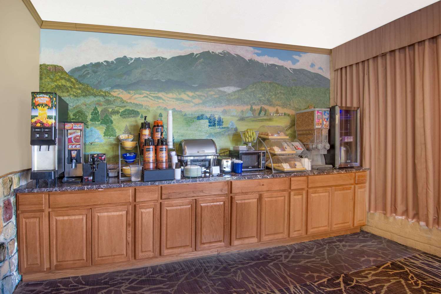 Days Inn by Wyndham Colorado City 7/30