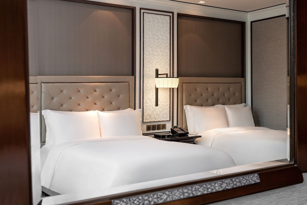 THE ATHENEE HOTEL, A LUXURY COLLECTION HOTEL BANGKOK 14/63