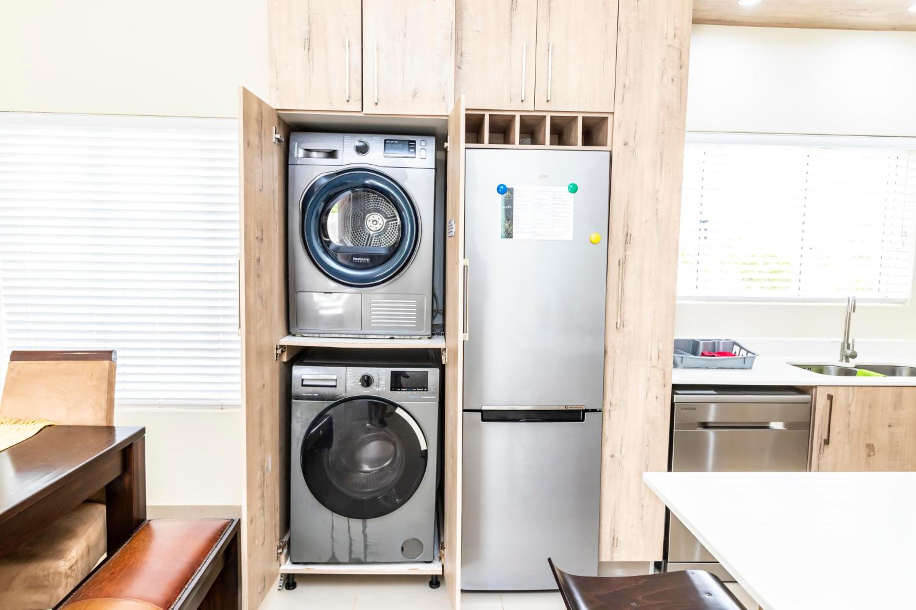 Modern Executive Unit 23/50