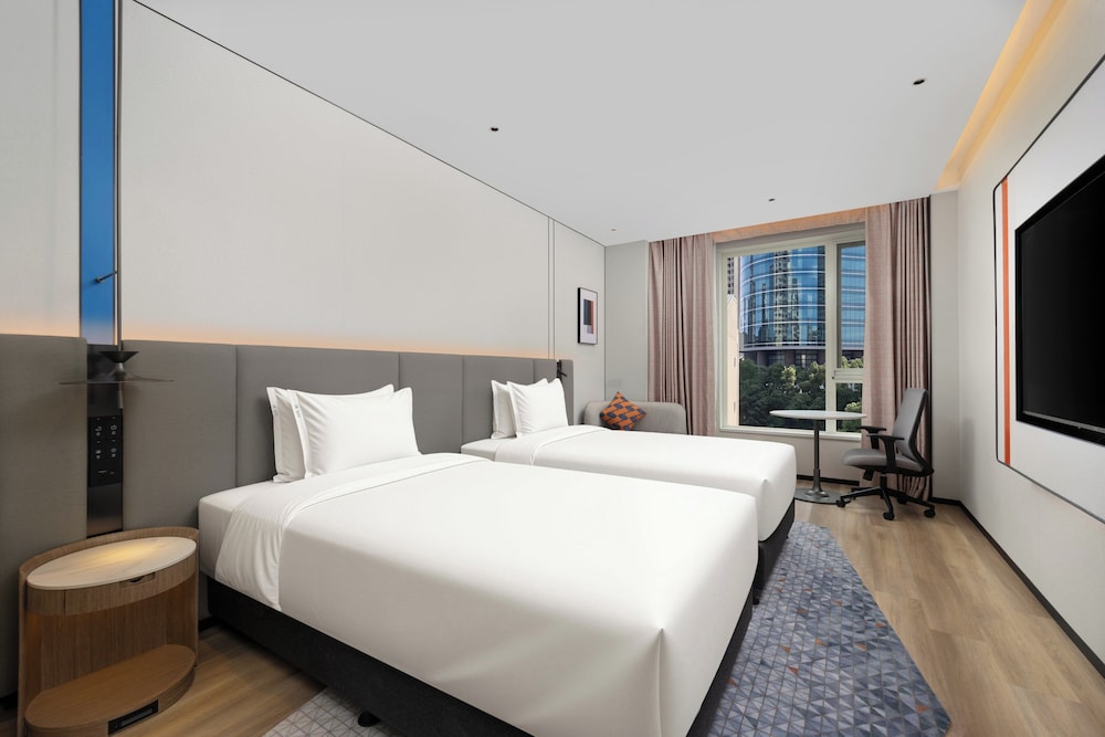 Holiday Inn Express Shanghai Jing An Xikang Road by IHG، شانغهاي 17/50