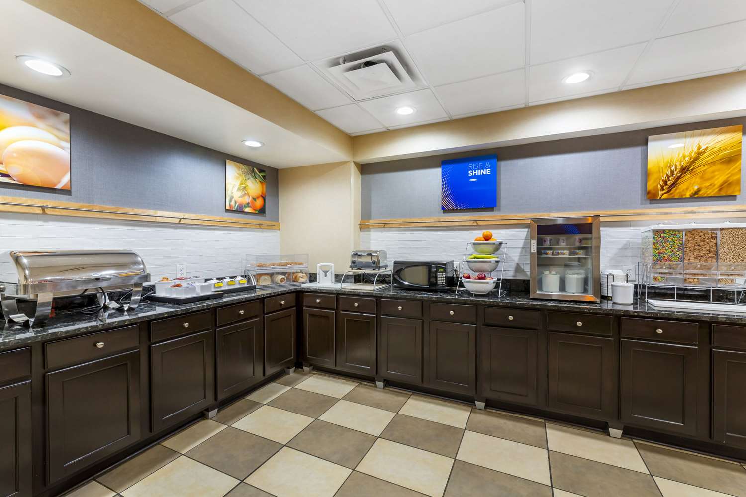 Comfort Inn, Cleveland South - Richfield 14/25