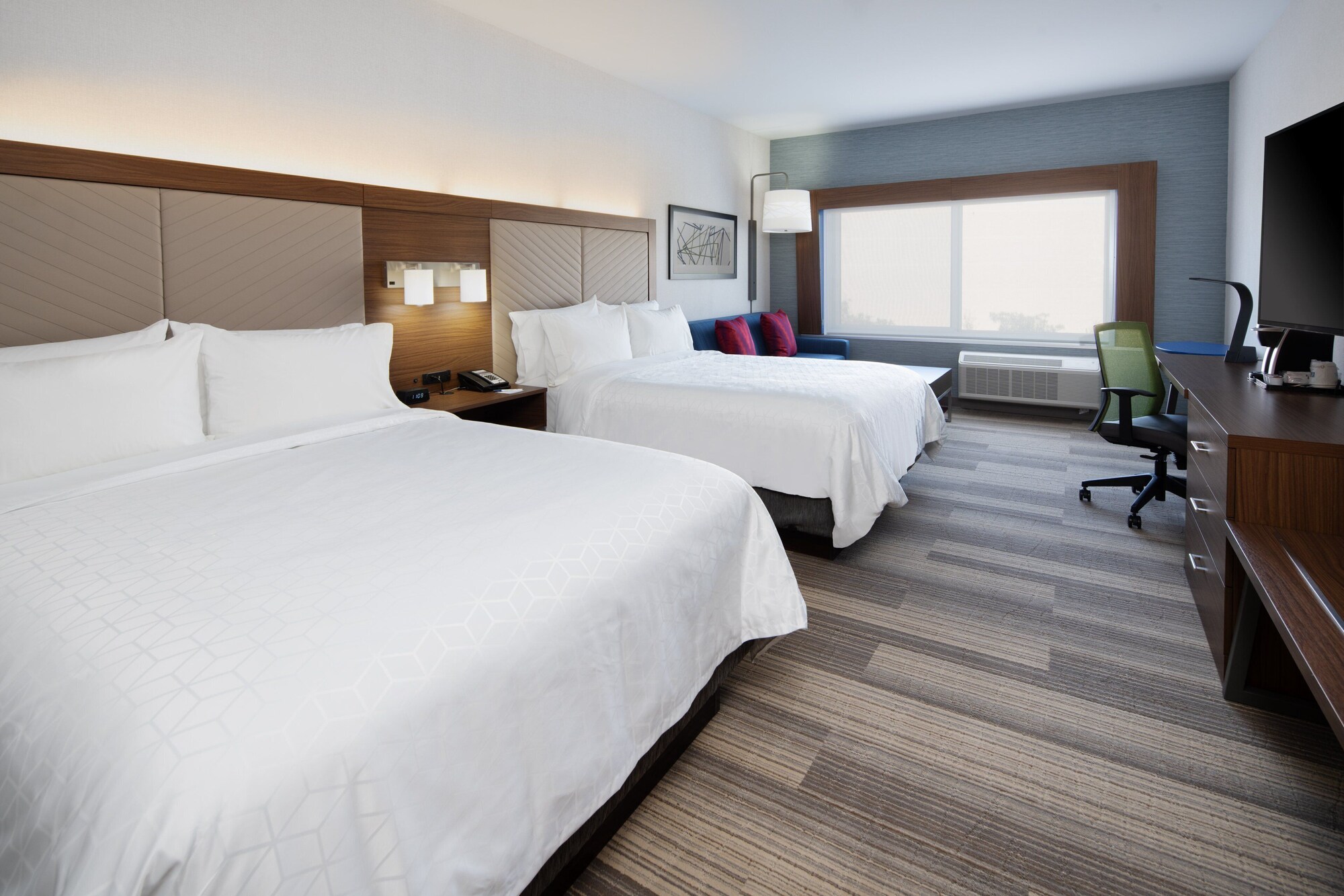 Standard, 2 Queen Beds