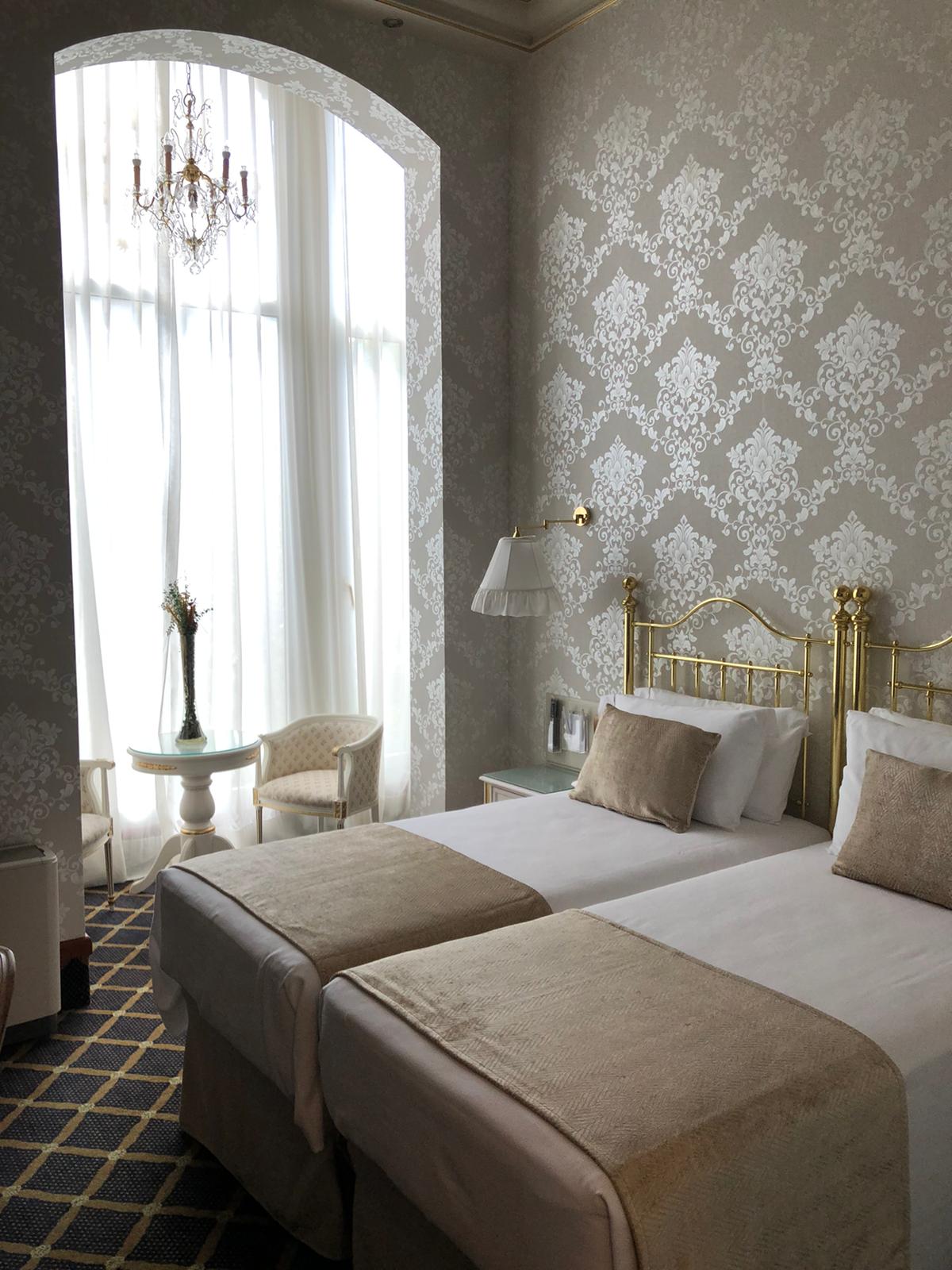 Deluxe, Queen Bed, Sun Sol View