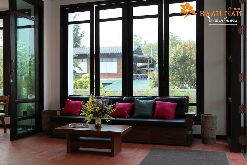Baan Nan Hotel 41/53
