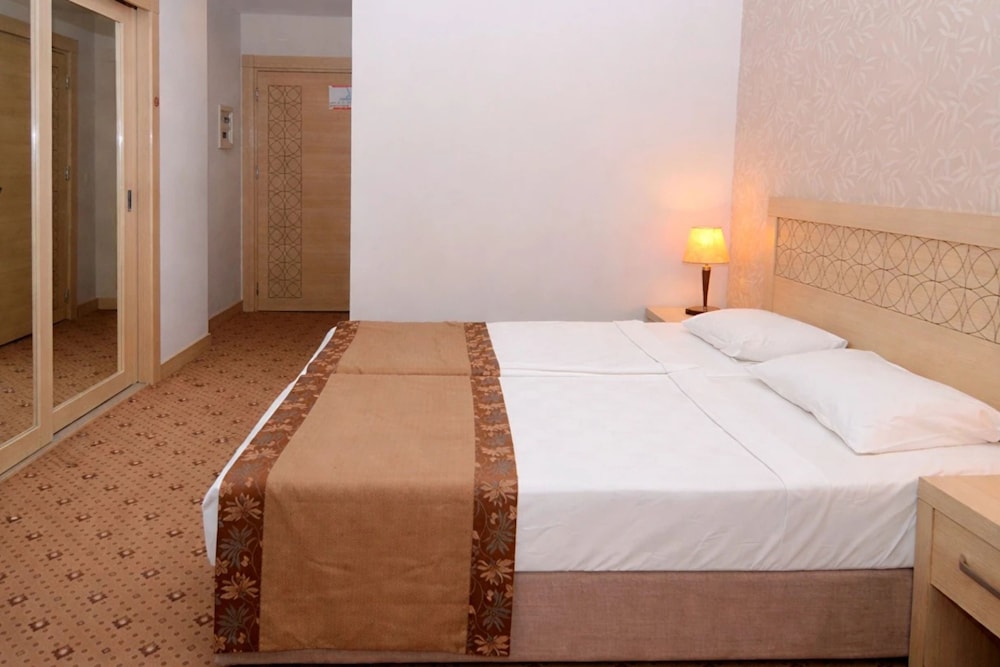 Eldar Resort Hotel 24/77