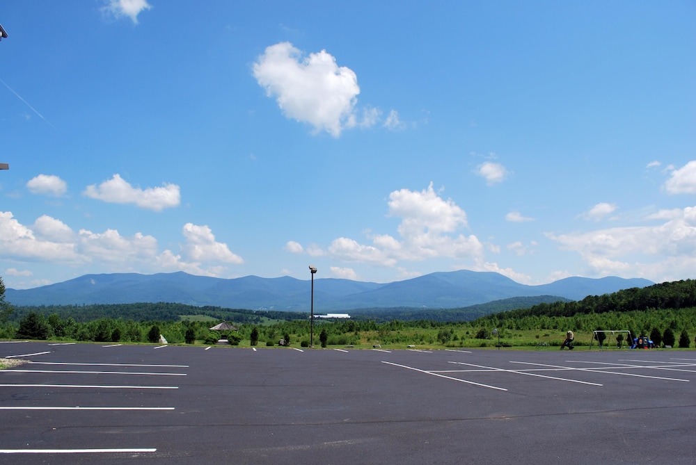 Cabot Inn and Suites 43/50