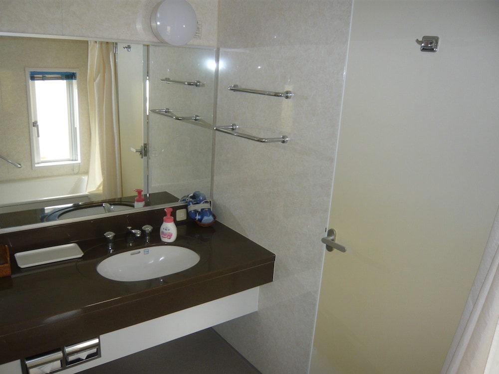 Villa, Twin Beds, Ocean Front، Eco Village Iriomote 7/10